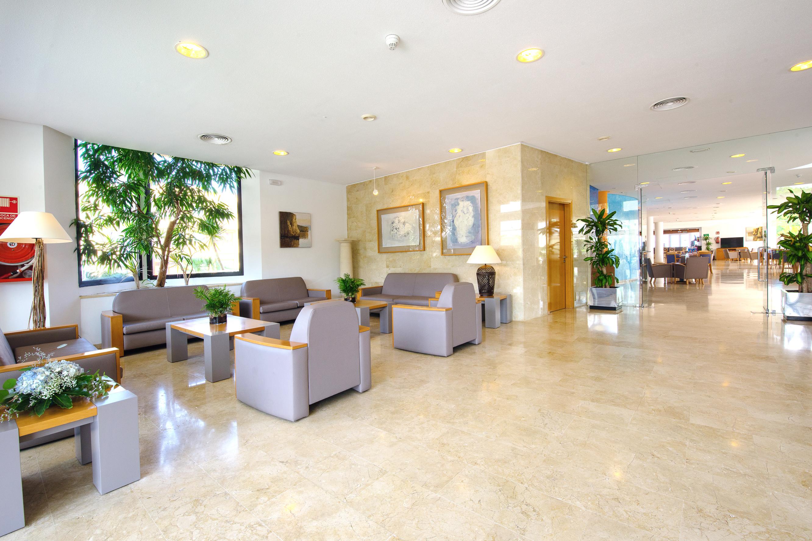 Aparthotel Dunes Platja Can Picafort  Exterior photo